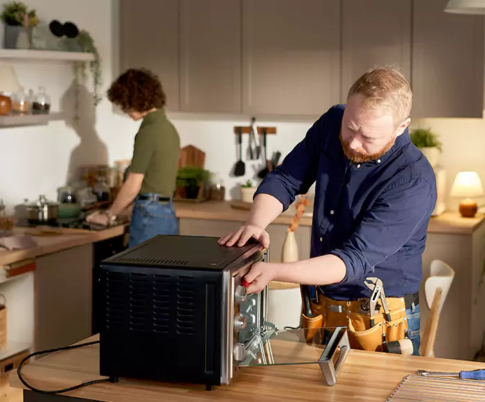 Top-Rated Oven Specialists: Your Certified Oven Repair Technician Crew in Cornelius, NC